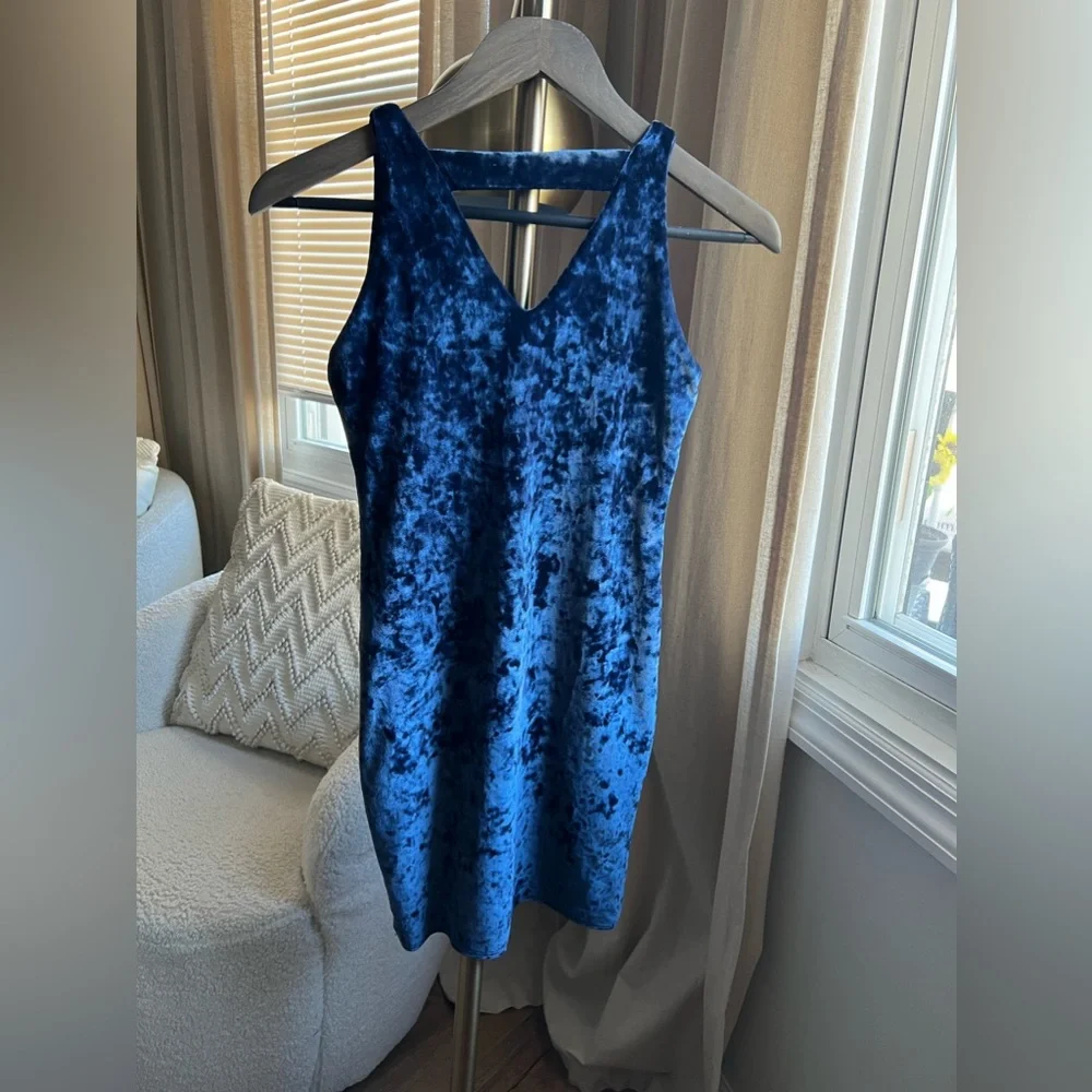 Hollyworld Crushed Velvet Dress | 14